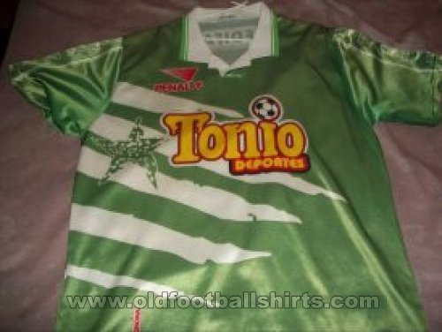 Club Atletico San Miguel Home football shirt 1995