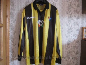 FC Ural Yekaterinburg Home football shirt 2000 - 2001