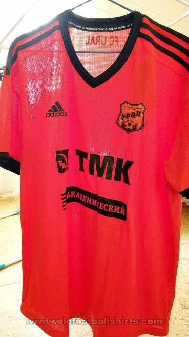 FC Ural Yekaterinburg Home baju bolasepak 2019 - 2020