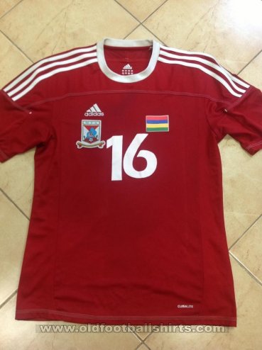 Mauritius Home football shirt 2011 - ?