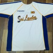 Away football shirt (unknown year)