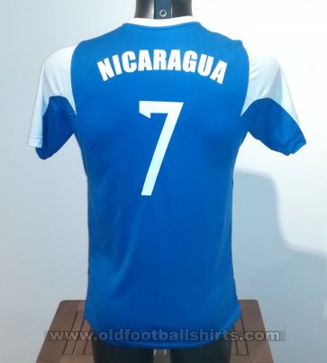 Nicaragua Home football shirt 2017