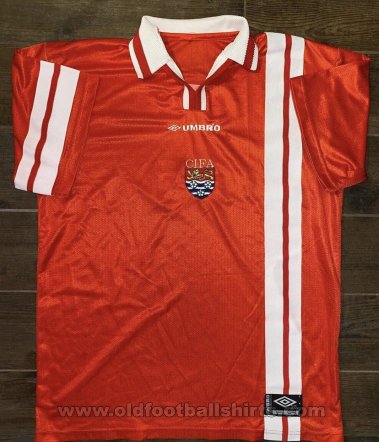 Cayman Islands Home חולצת כדורגל 1995 - ?