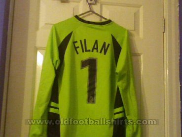 Wigan Athletic Goalkeeper football shirt 2003 - 2004
