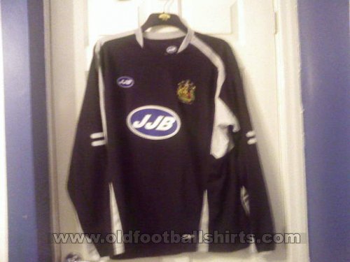 Wigan Athletic Goalkeeper football shirt 2005 - 2006