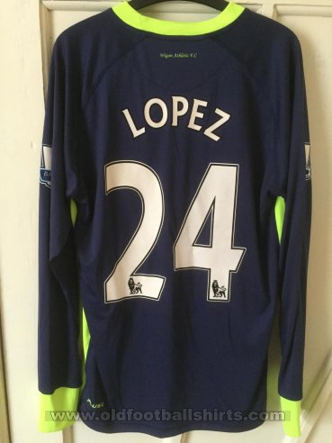 Wigan Athletic Away football shirt 2011 - 2012