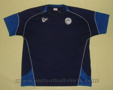 Wigan Athletic Training/Leisure football shirt 2009 - 2010