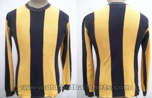 Almirante Brown (de Isidro Casanova) Home voetbalshirt  1982 - ?