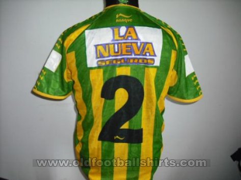 Defensa y Justicia Home football shirt 2008