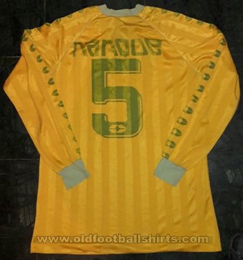 Defensa y Justicia Home football shirt 1989