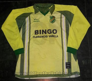 Defensa y Justicia Home football shirt 2008