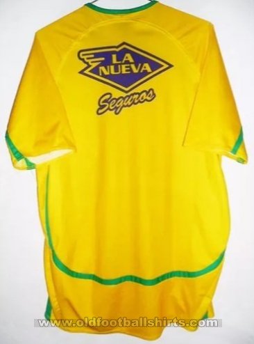 Defensa y Justicia Home football shirt 2007