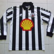 Home futbol forması 1996 - 1999