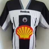 Home Camiseta de Fútbol 2000