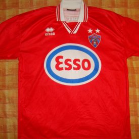 Valur Home football shirt (unknown year) sponsored by Esso