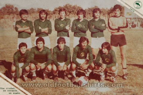 Delfines De Abasolo Home football shirt 1979