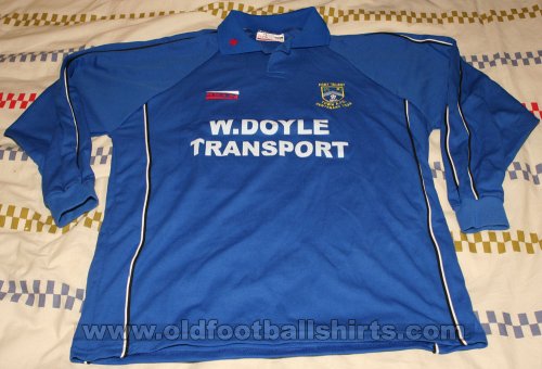 Port Talbot Home baju bolasepak 2001 - 2002