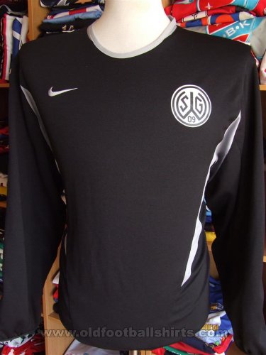 SG Wattenscheid 09 Goalkeeper football shirt (unknown year)