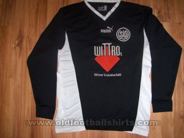 SG Wattenscheid 09 Away football shirt (unknown year)