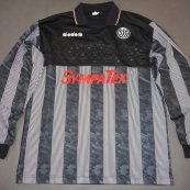 Goalkeeper football shirt 1992 - ?