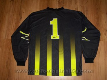 FC Storebælt  Goalkeeper football shirt (unknown year)