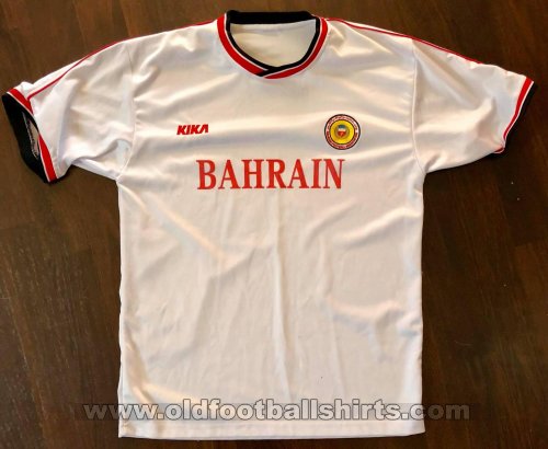 Bahrain  Away football shirt 2001 - 2002