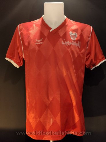 Bahrain  Home football shirt (unknown year)