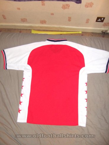 Singapore Home football shirt 2001 - 2006