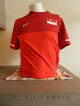 Singapore Home football shirt 2010 - 2012