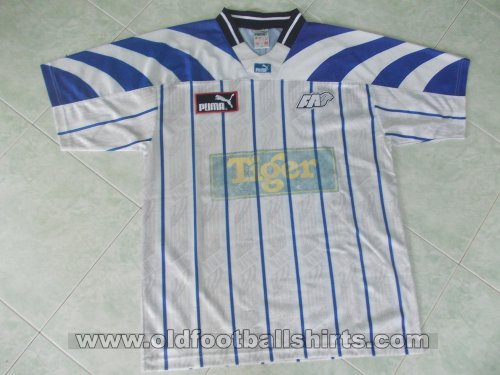 Singapore Away football shirt 1994