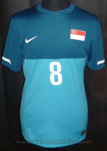 Singapore Away football shirt 2010 - 2012