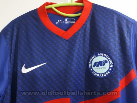 Singapore Away football shirt 2020 - 2021