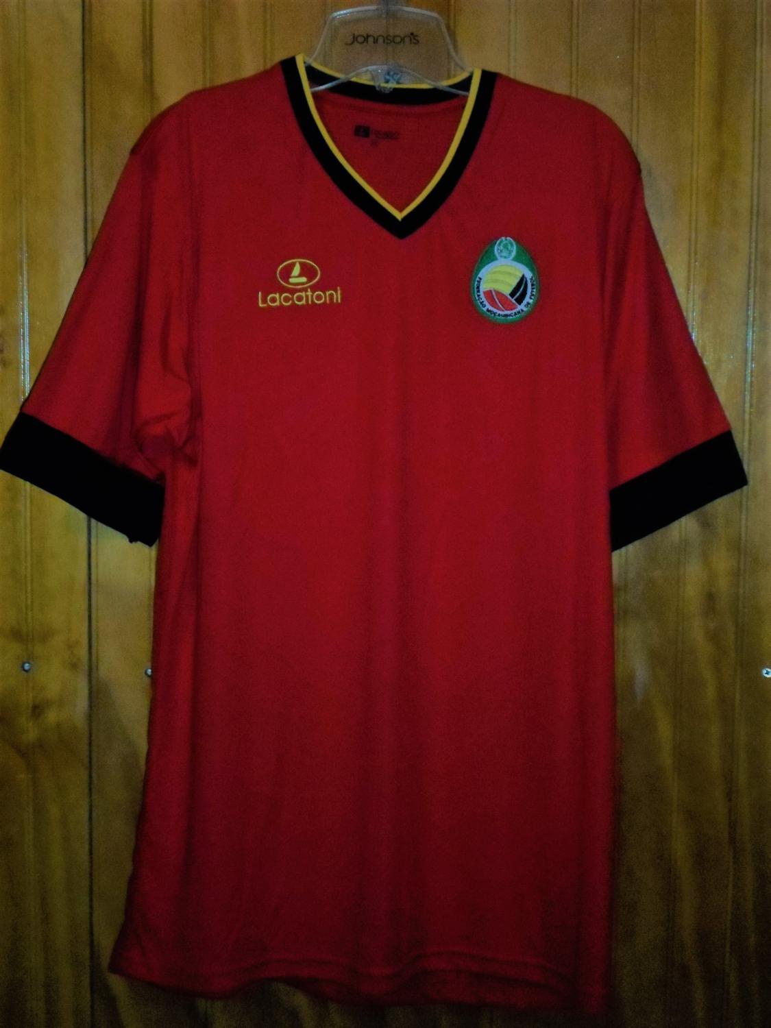 Mozambique Home football shirt 2015 - 2017.