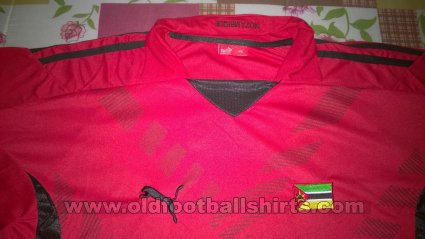 Mozambique Home football shirt 2009 - 2010