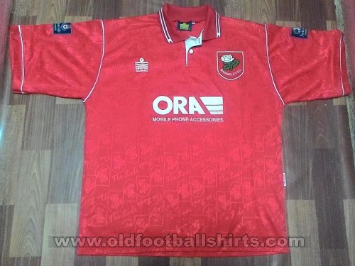 Barnsley Home football shirt 1996 - 1997