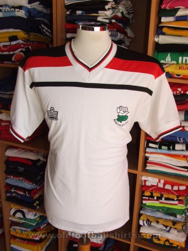 Barnsley Training/Leisure football shirt (unknown year)