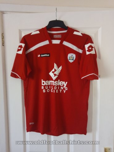Barnsley Home football shirt 2010 - 2011