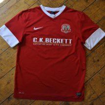 Barnsley Home voetbalshirt  2012 - 2013 sponsored by C.K. Beckett