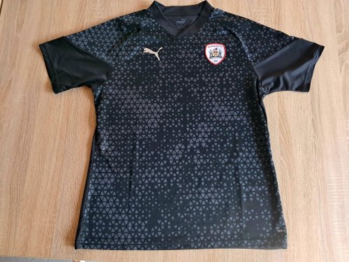 Barnsley Training/Leisure football shirt 2022 - 2023