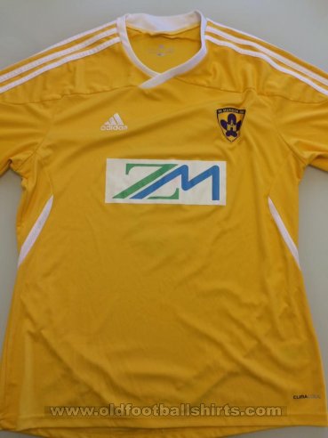 NK Maribor Home football shirt 2011
