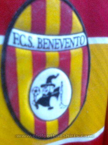 Benevento Calcio Home football shirt 2000 - 2001
