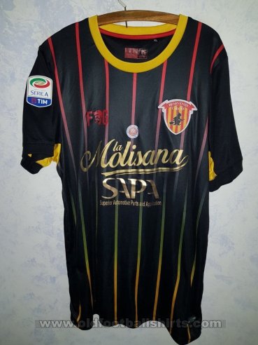 Benevento Calcio Third football shirt 2017 - 2018