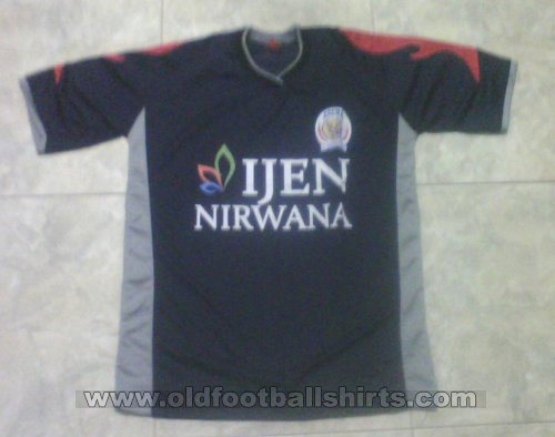 Arema Cronus Home football shirt 2011 - 2012