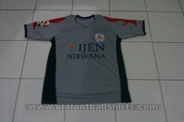 Arema Cronus Goalkeeper football shirt 2011 - 2012