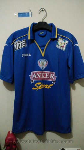 Arema Cronus Home football shirt 2014