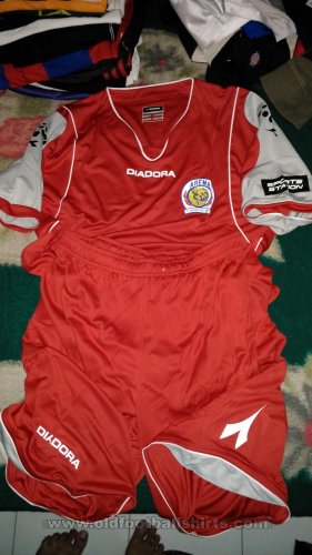 Arema Cronus Away football shirt 2010