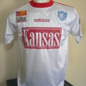 Away football shirt 1995 - 1996