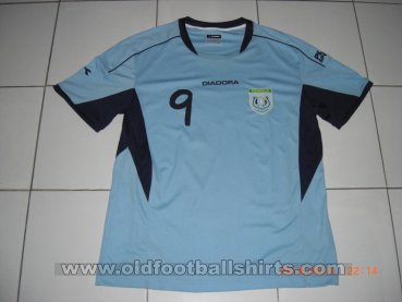 Persela Lamongan Home football shirt 2014