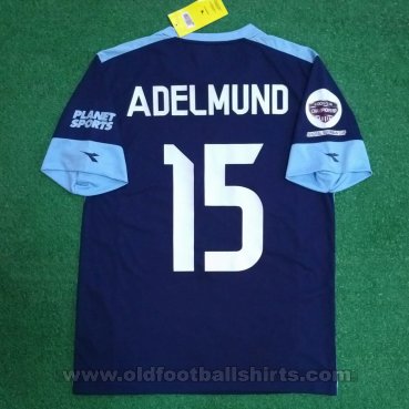 Persela Lamongan Away football shirt 2015 - 2016