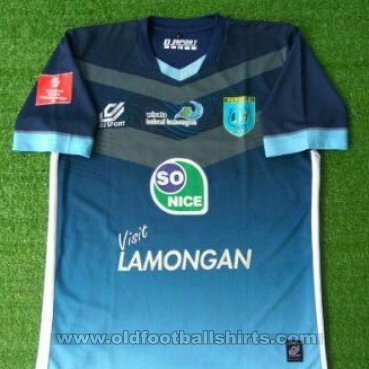 Persela Lamongan Home football shirt 2016 - 2017
